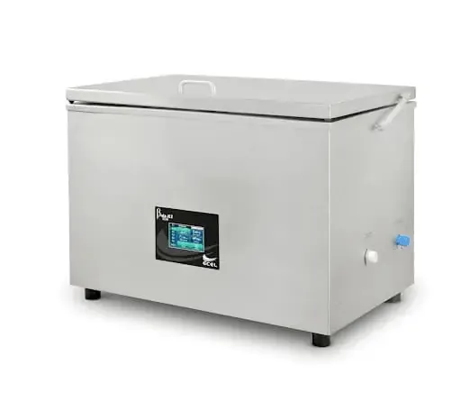 Lavadora ultrassônica para CME utilizada na limpeza automatizada de instrumentos hospitalares em central de material esterilizado