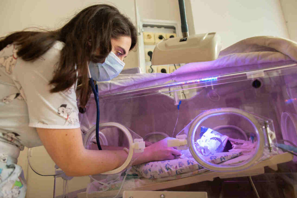 Microcoleta na UTI neonatal