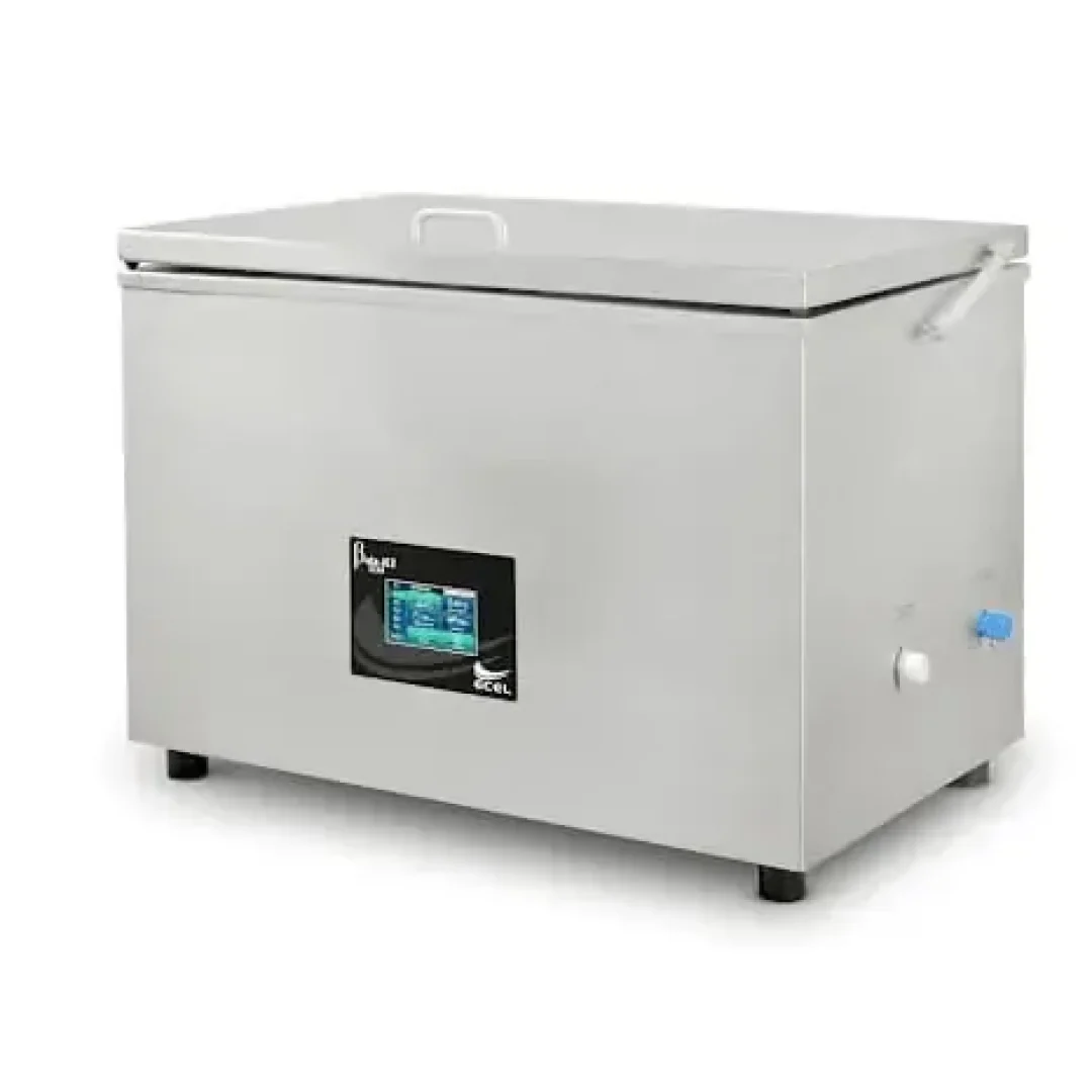 Lavadora ultrassônica para CME utilizada na limpeza automatizada de instrumentos hospitalares em central de material esterilizado